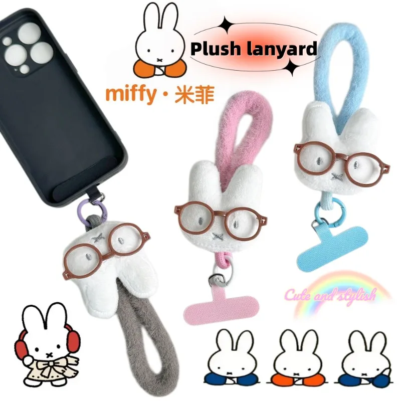 

Ремешок для телефона Miffy: милый, модный, креативный, короткий, с одной пряжкой, плюшевый, плетеный. Подарок друзьям на праздники.