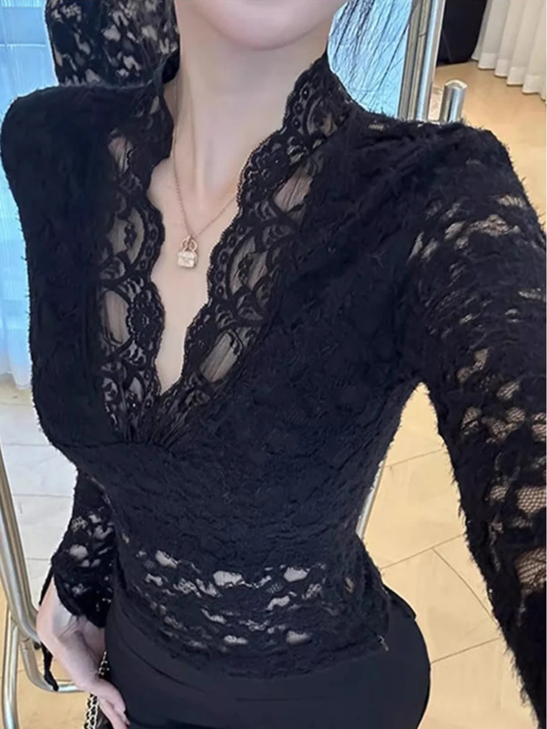 

Pure Desire Sexy Deep V-ne Long Sve Lace Base Irt Women's Autumn Winter New Sle Me Top Micro Translucent Design Sl...