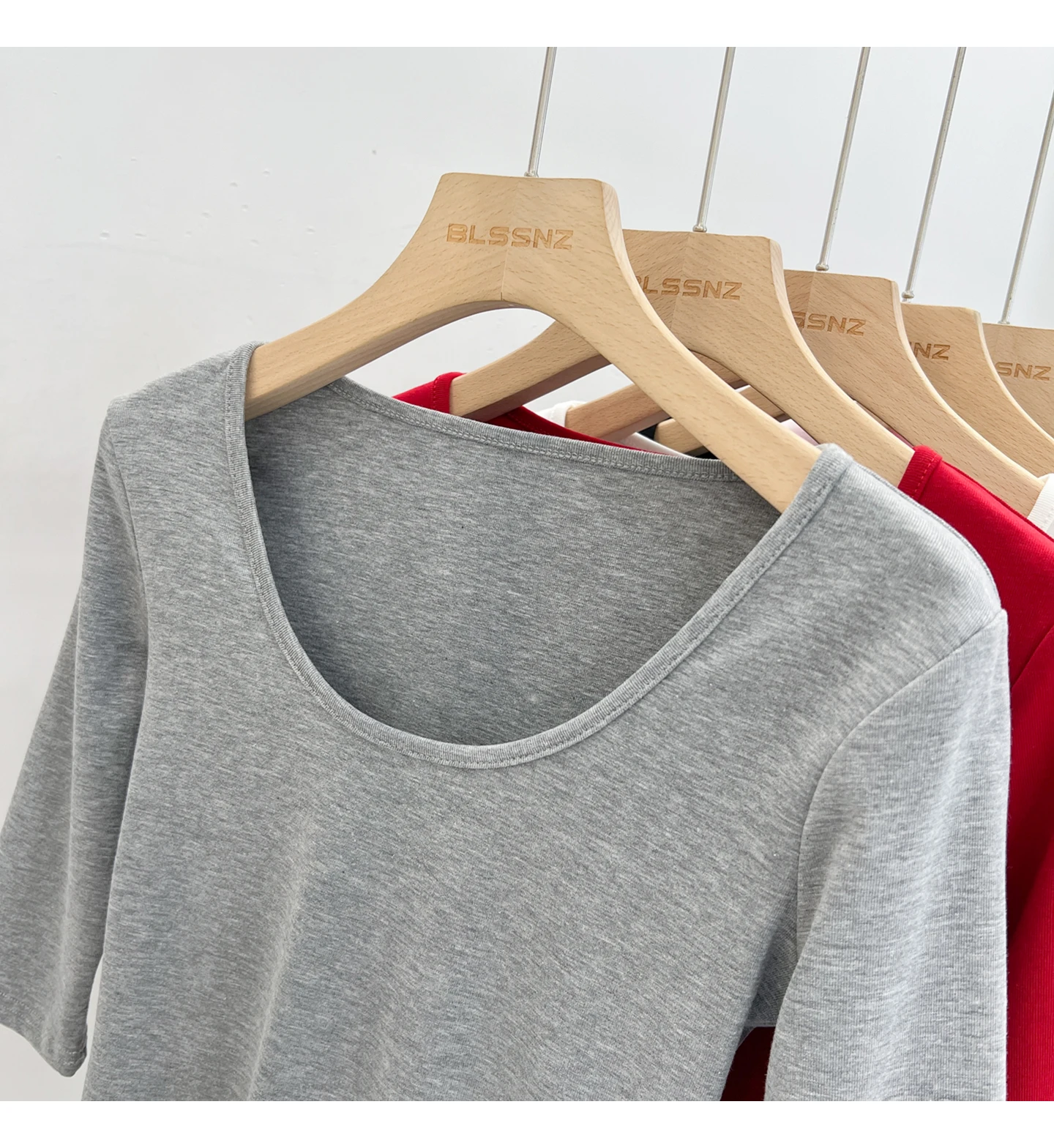 Zjaiss Women's White Base Top 2026 New U-Neck Three-Quarter Sleeve Tee for Spring & Summer Solid Versatile Casual Simple T-Shirt