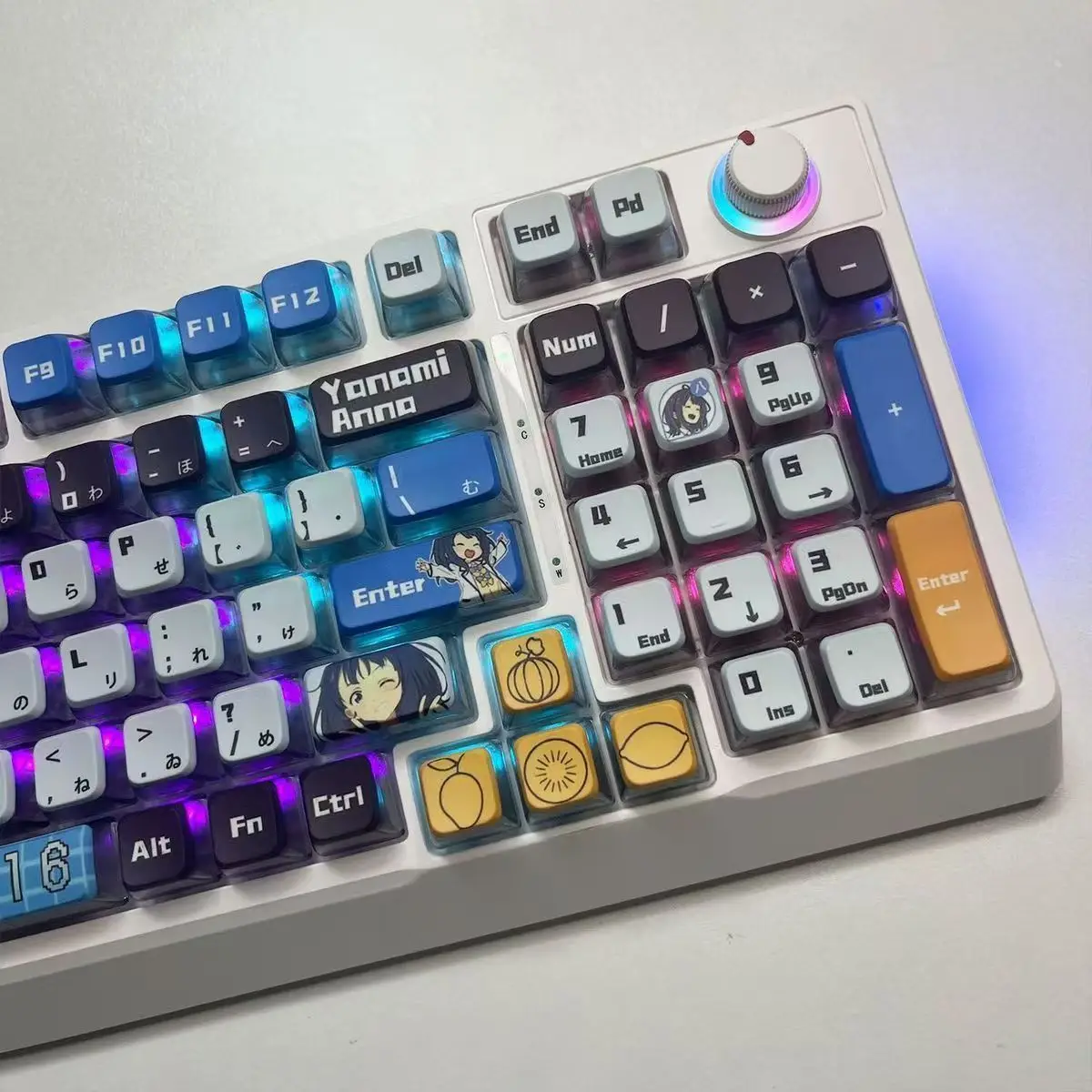 119 مفتاحًا من Makeine Yanami Anna أغطية مفاتيح MDA ارتفاع PBT + PC Anime Game Pudding أربعة أغطية مفاتيح ميكانيكية شفافة مخصصة للوحة المفاتيح #4