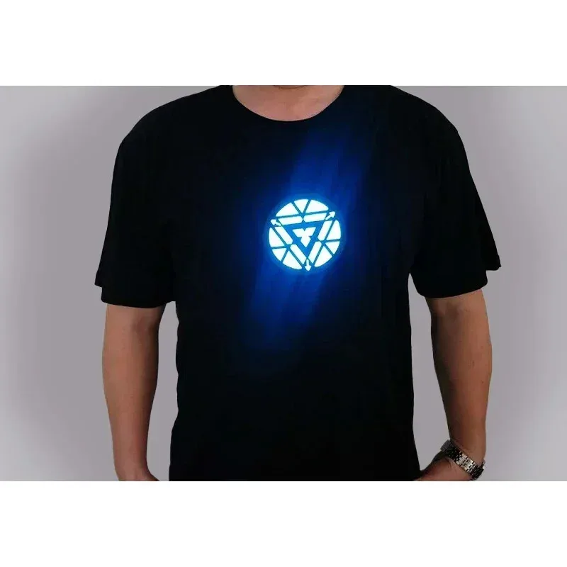 Светящаяся футболка для взрослых, костюмы супергероев Ironmanes для косплея, светодиодная батарея, голосовое управление, светящиеся топы с короткими рукавами, детская зарядка, яркая