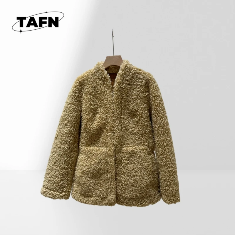 24 Popular British Style Wool Warm Windproof Banquet Luxury Women's Cashmere Coat Comfortable Winter Essential Trend