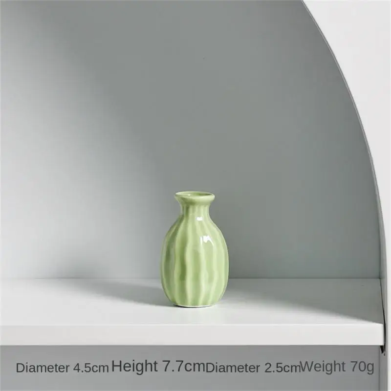 Flower Table Vase Hand-held And Comfortable Round Domestic Ornaments Flowers Storage Bottle Stable Ceramic Mini Flower Vase