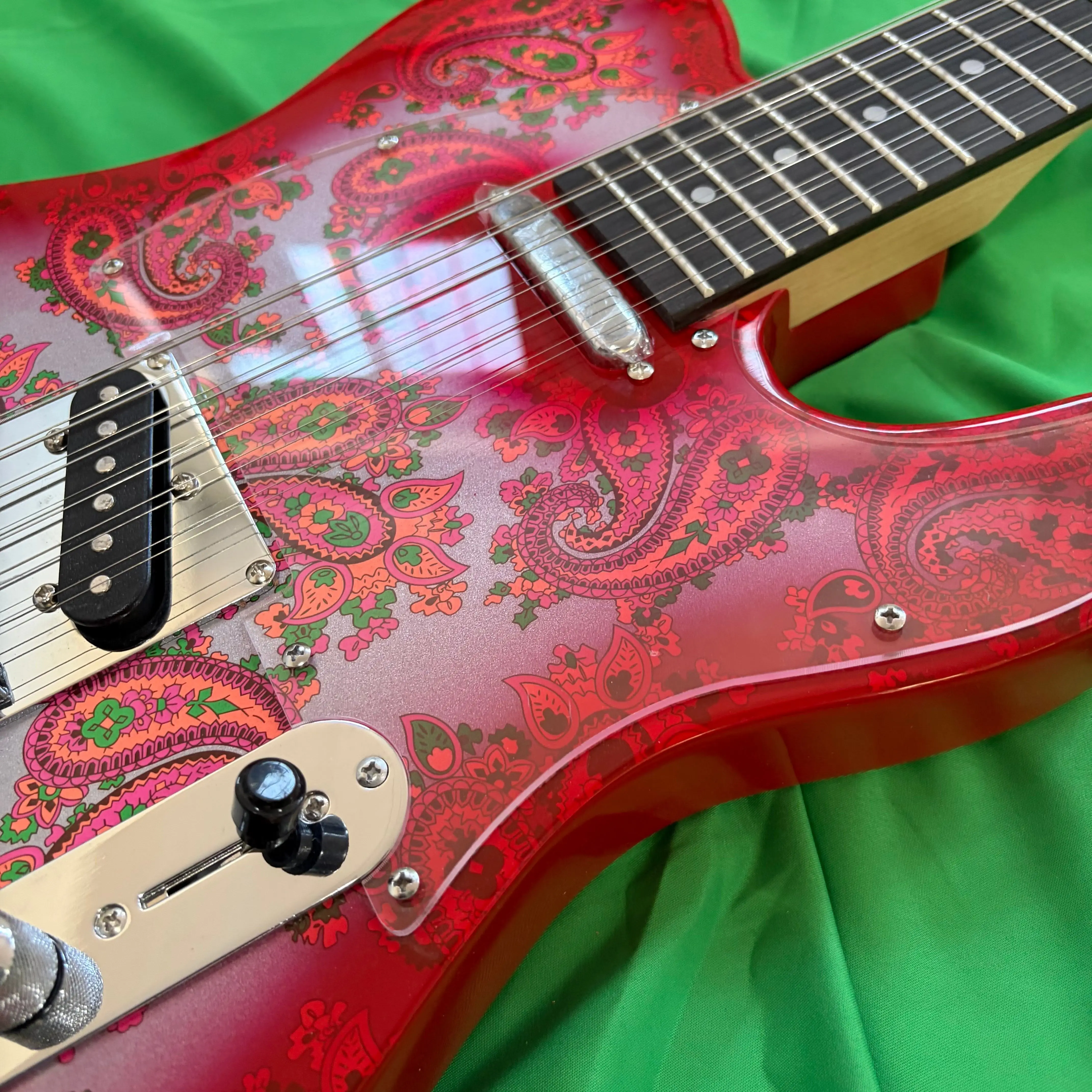 

hot sale Six-String Electric Guitar Red Fixed Bridge High-Quality Sound, maple neck for Beginners And Advanced Players