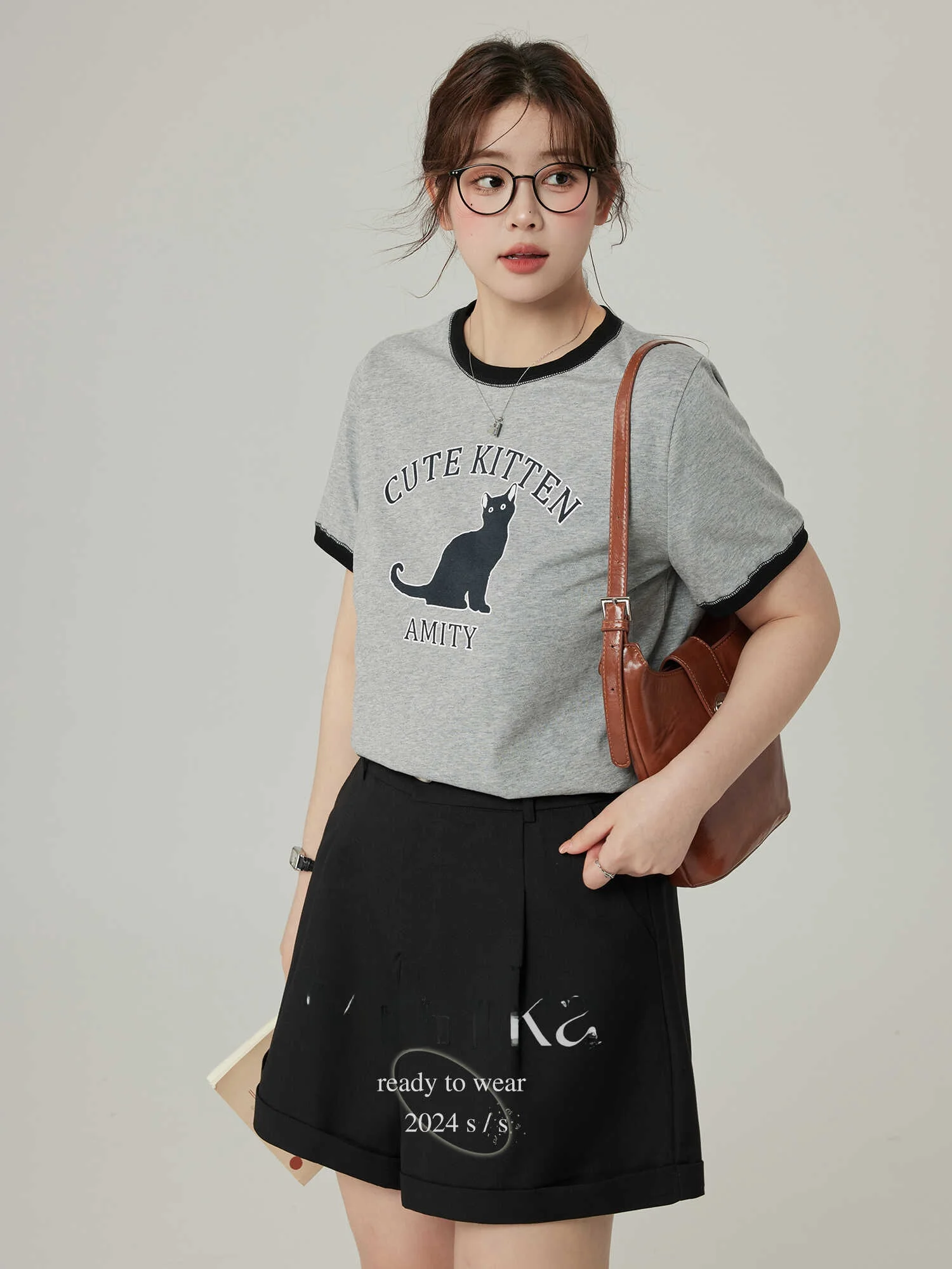 

plus Size Women's T-Shirt Short Sleeve Color Block Shoulder Design Korean Style Summer Casual Cotton Top for Shaped Women