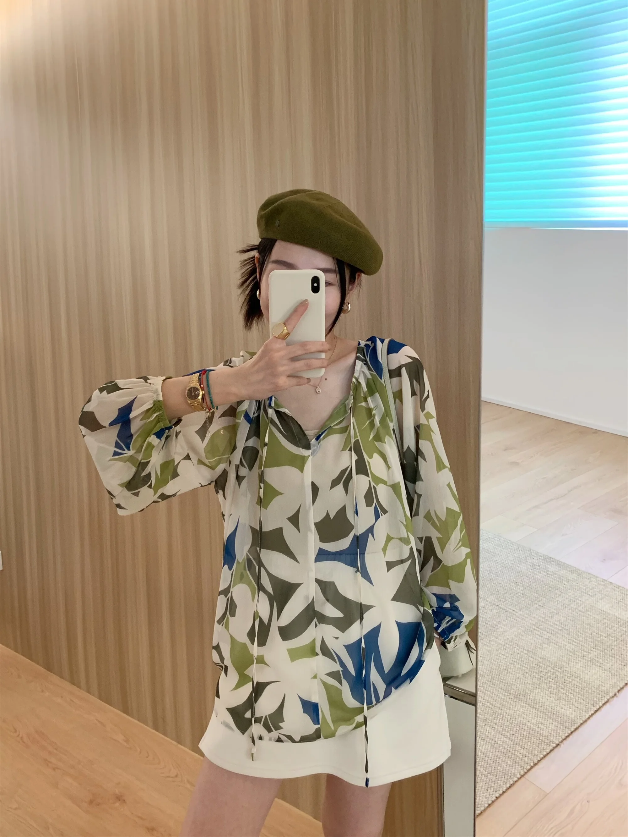 

Elielim Jungle Holiday Super Beautiful Floral See-tough Design Top Summer Long Sve Loose Fit Women's irt