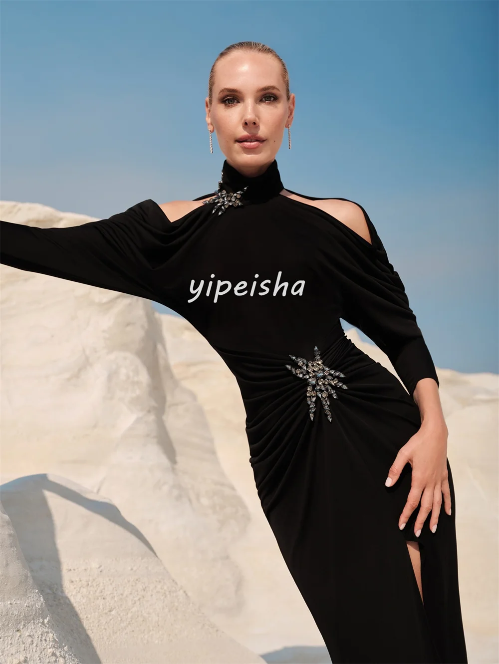 Maillot formel Sexy personnalisé, fait à la main, fleur, strass, ligne a, col haut, robes longues, robes d'occasion sur mesure, haute qualité