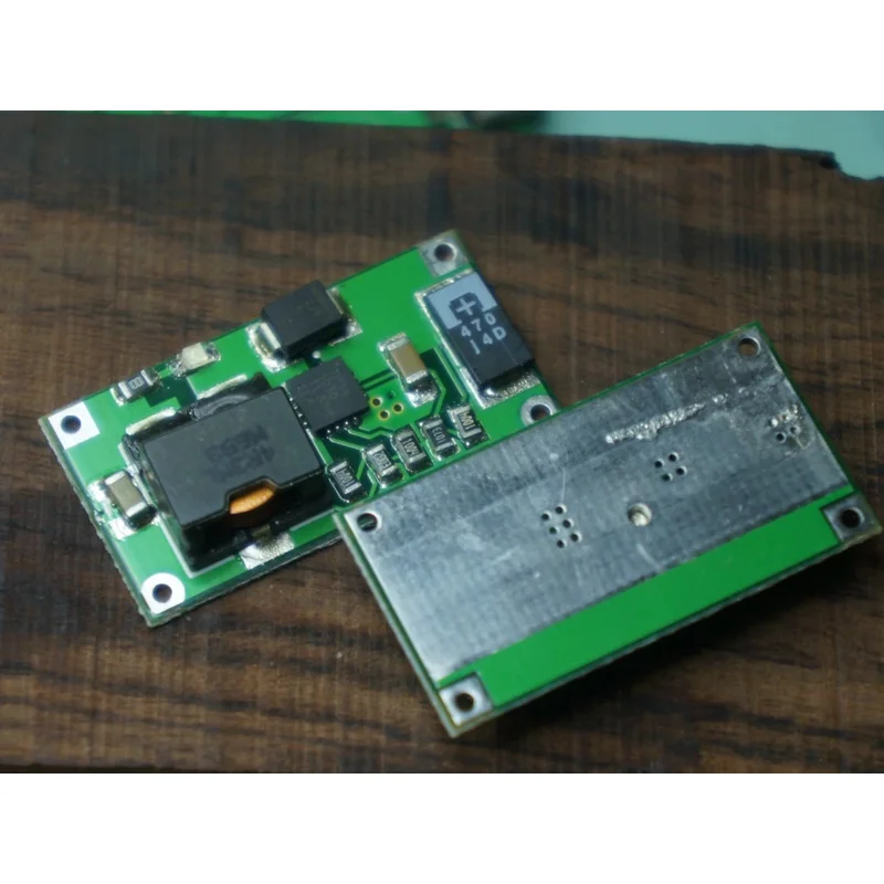 High Efficiency TPS61030 Lithium Battery Ni-MH Battery 5V2A Booster Board