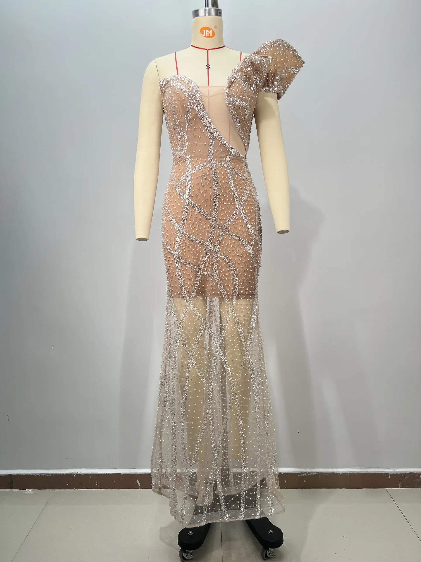 Sequin Embroidered Sexy One-Shoulder Sheer Mesh Mermaid Dress High-End Evening Performance Gown