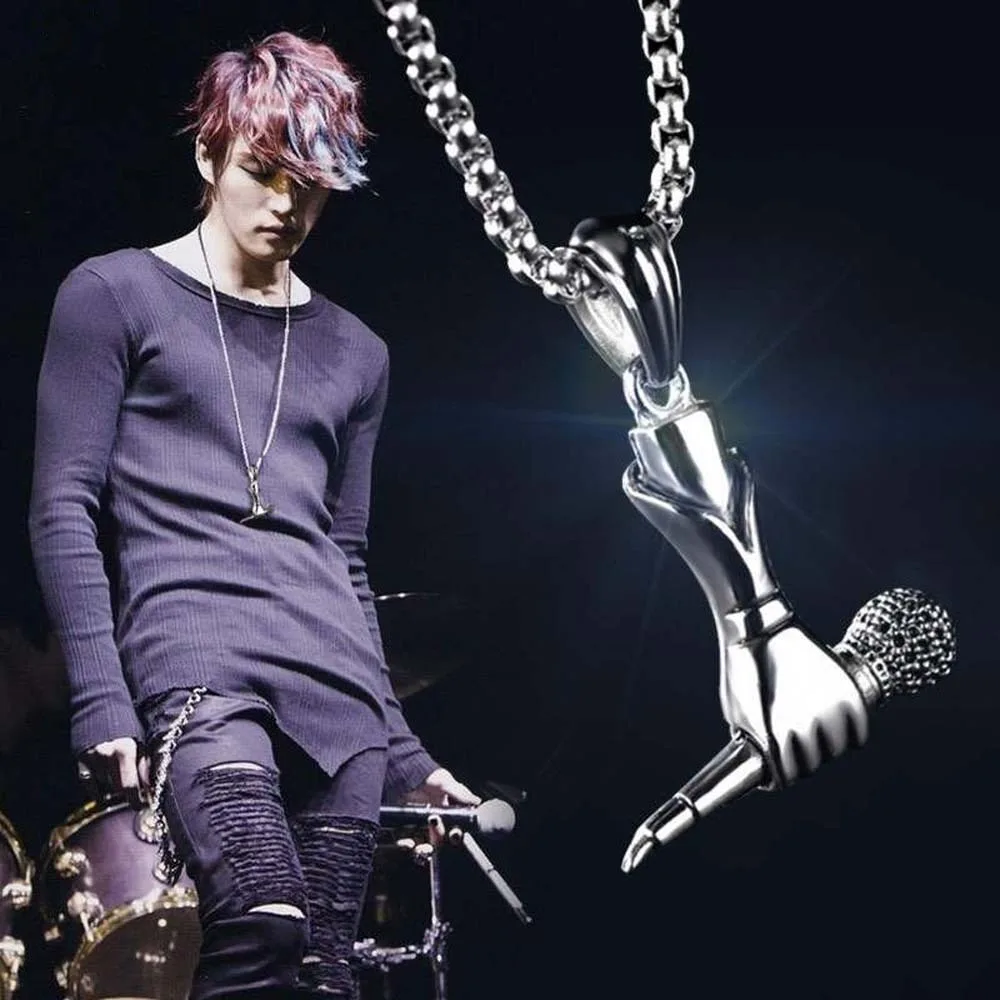 Hand Held Microphone Shape Korean Idol Necklaces Clothing Accessories Steel Casting Charm Men Clavicle Chains Streetwear