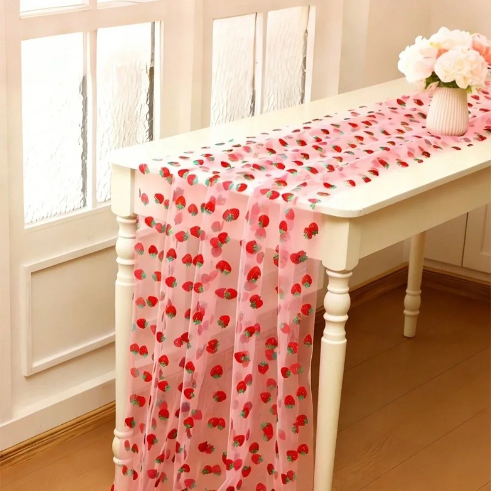 Portable Tulle Fabric Strawberry Mesh Table Runner Sweet Glitter Polyester Wedding Table Runner Princess Style Table Flag Party