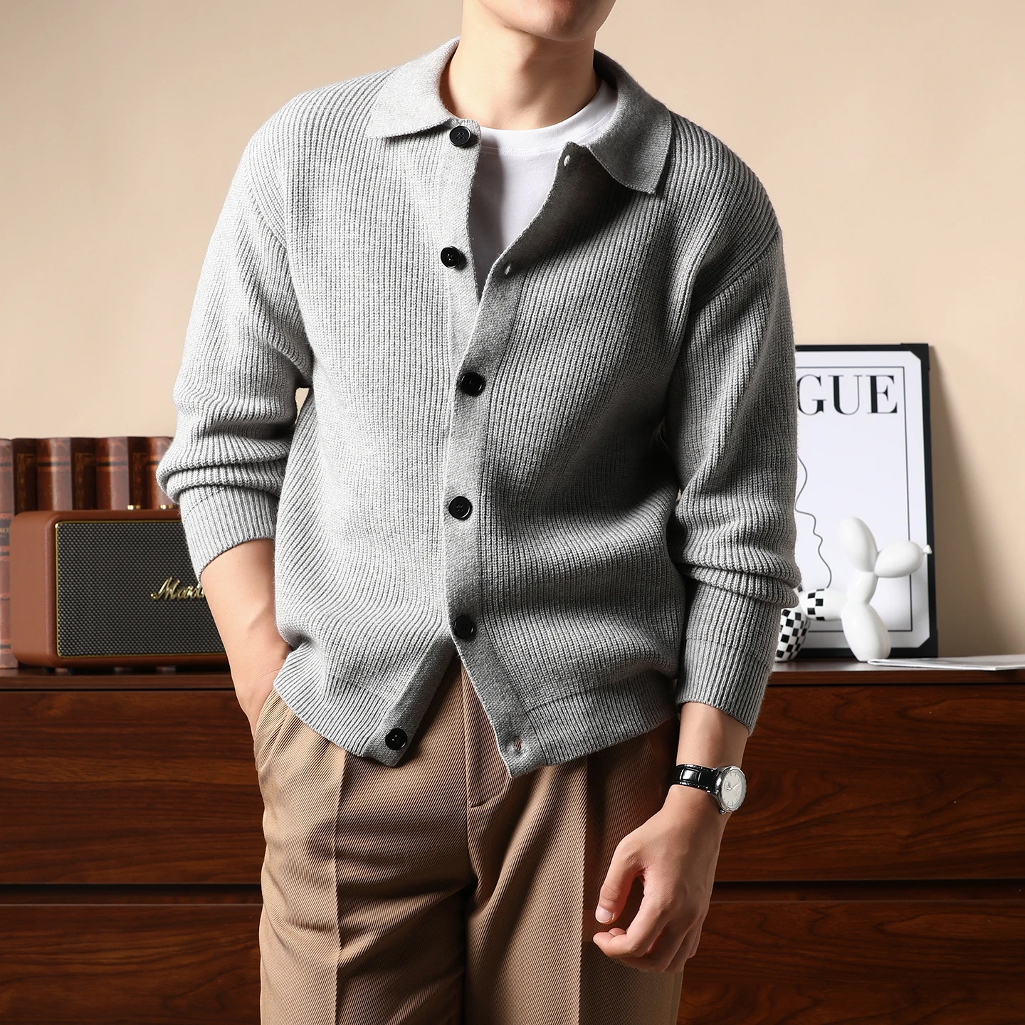 High end New Men's Lapel sweater coat luxury autumn winter comfort solid color casual versatile fashion button knitted cardigan