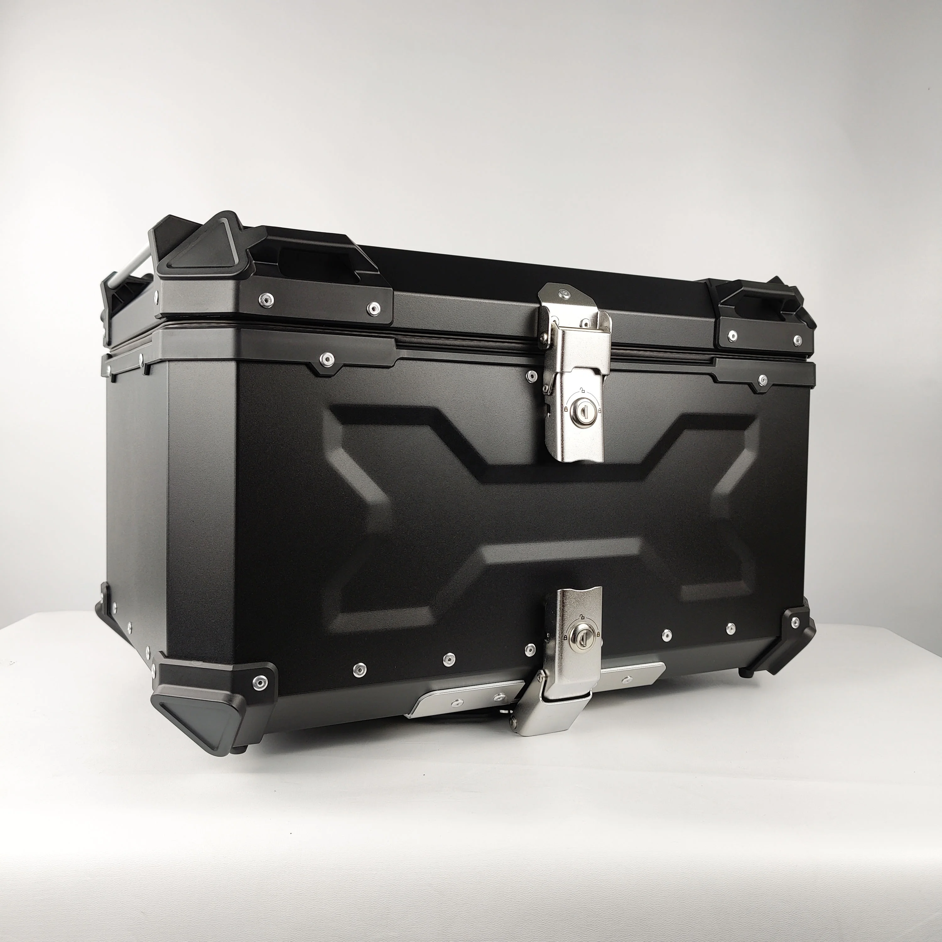 

Factory Hot Selling 65L Aluminum Alloy Motorcycle Top Box Rear Top Case Aluminum Motorcycle Tail Boxes