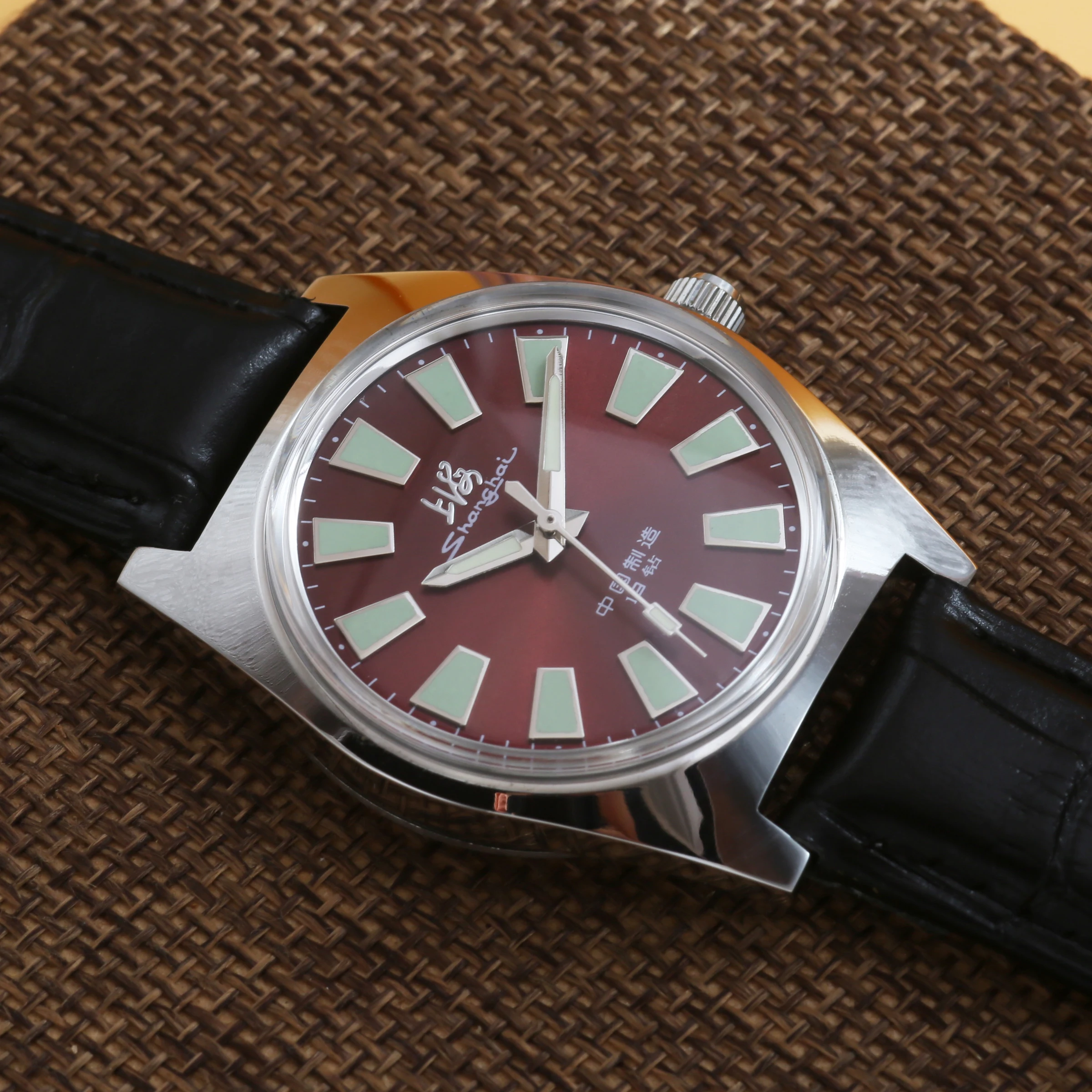 

7120 Shanghai 36mm manual winding mechanical watch with water resistance,retro style,Chinese modelmen's watchwholesale available