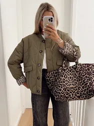 Chaqueta de algodón forrada con estampado de leopardo para mujer, abrigo elegante con cuello redondo y bolsillos abatibles, prendas de vestir acolchadas a la moda, 2024