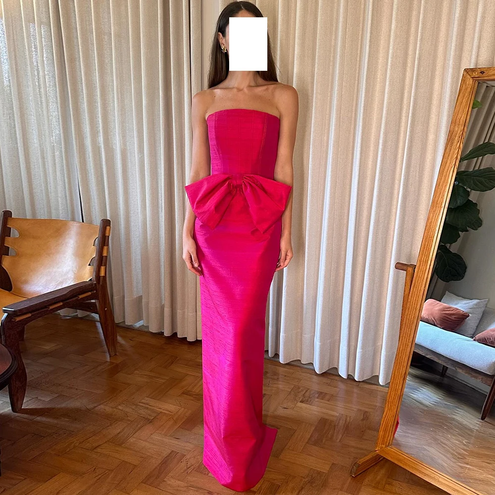 Robe de soirée en satin sans bretelles, longueur au sol, droite, train de balayage, nœud, plis, boutons, moderne, fibre, élégante