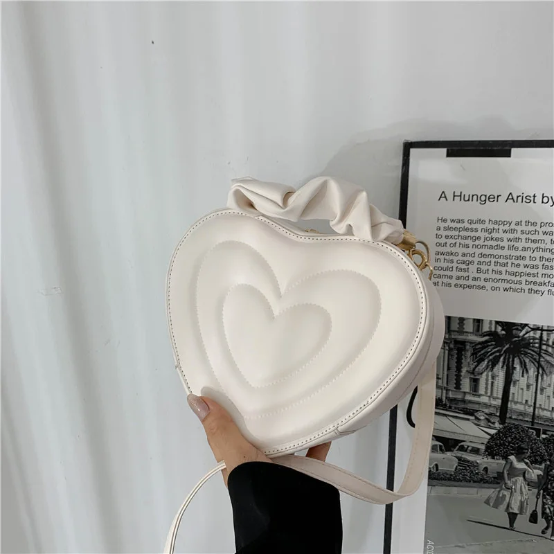 1Pcs Mode Liebe Herz Form Schulter Tasche Kleine Handtaschen Designer Umhängetaschen Für Frauen Solide Pu Leder Top Griff tasche – Detail 2