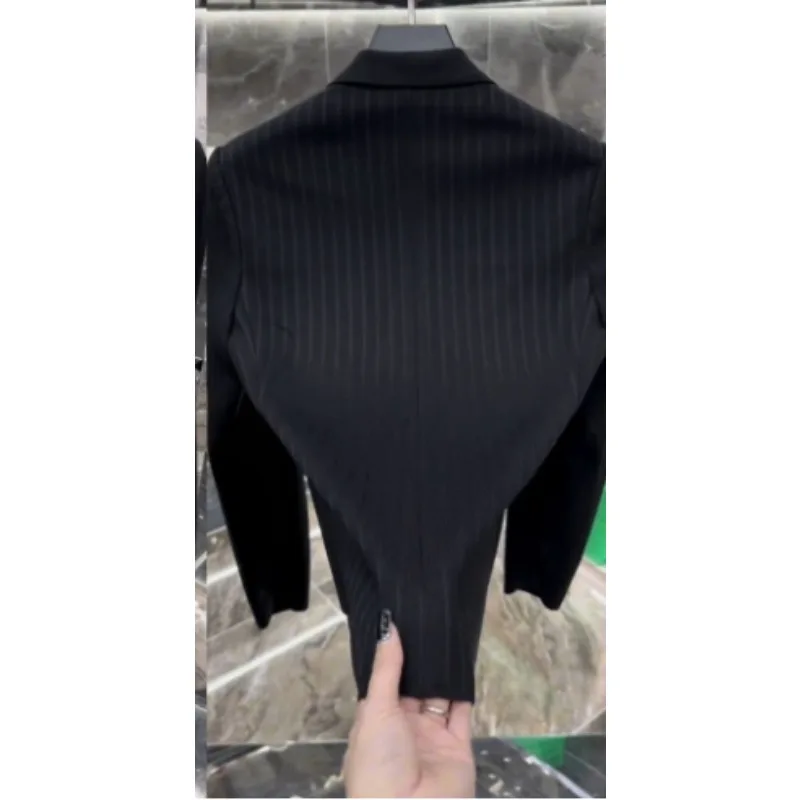 Autumn New Men Vertical Strip Slim Suit Fashion Trend Casual All Match Senior Handsome Men Blazer Slim Fit Fashion Dashing