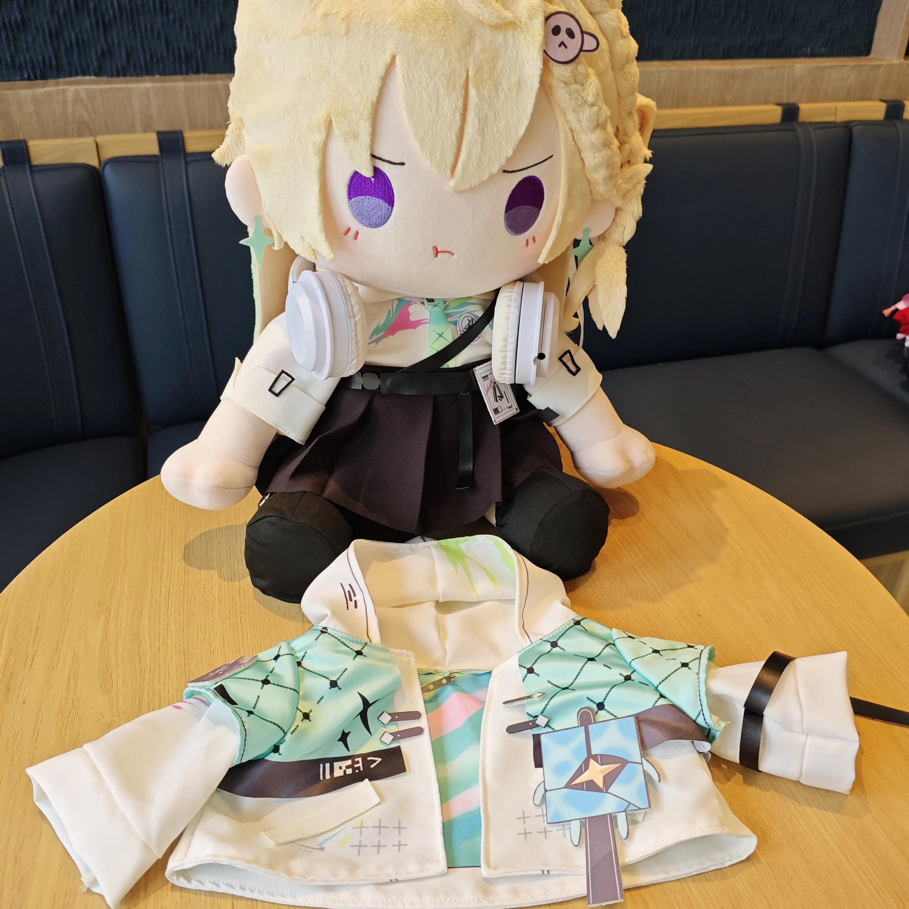 

LYNAE Wuthering Waves Doll Plush Plushie Cartoon 40CM Game Sitting Posture Cotton Toy Cartoon Xmas Gift Mascot