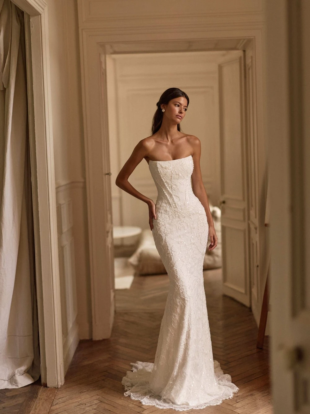 Luxury High-end Strapless Mermaid Wedding Dress Delicate Sparkly Lace Sequin Bodice Detachable Tulle Train Elegant Bridal Gown