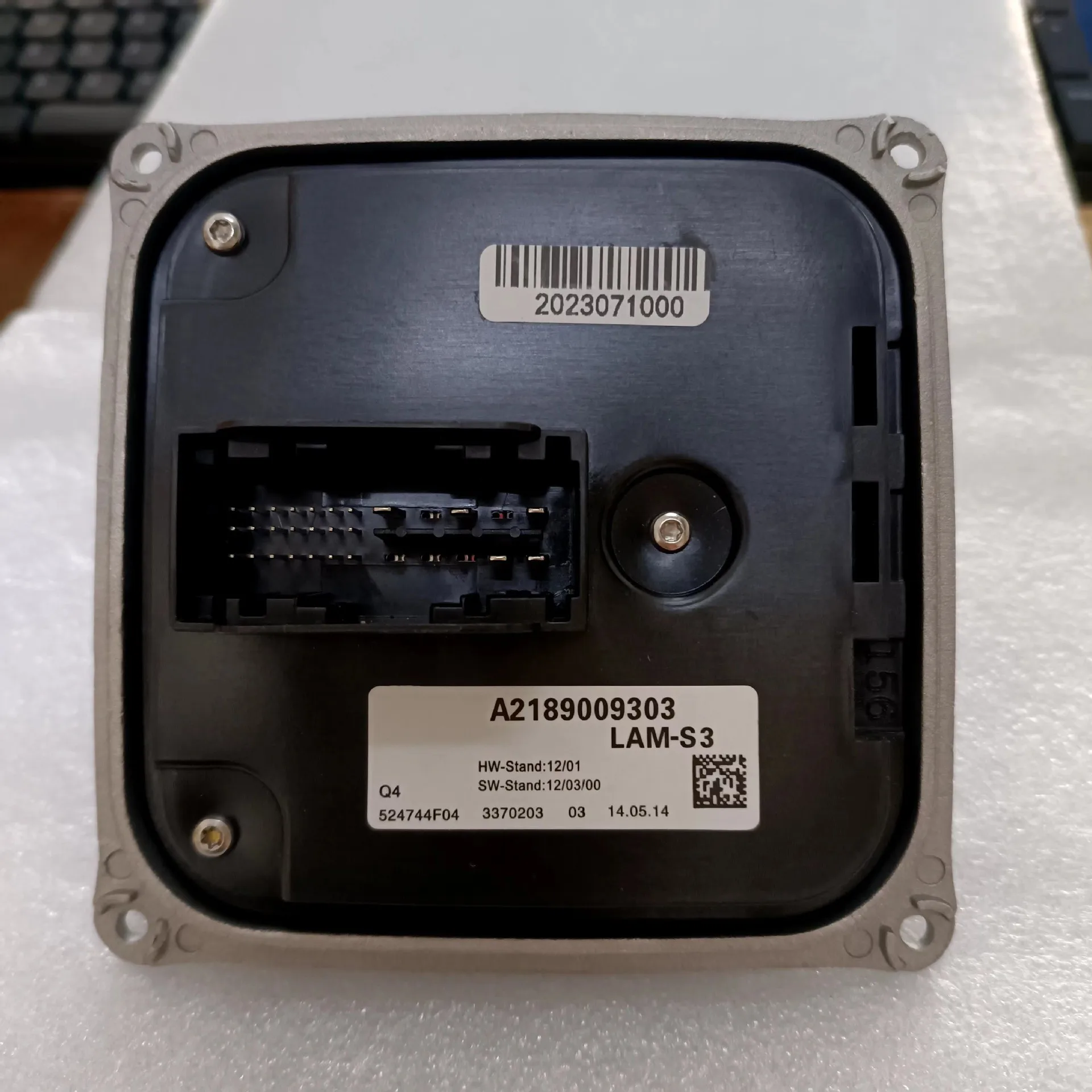 

A2189009303 (156) Драйвер светодиодных фар для Mercedes-Benz GLA CLA A-Class дневные ходовые огни и указатели поворота, совместимые