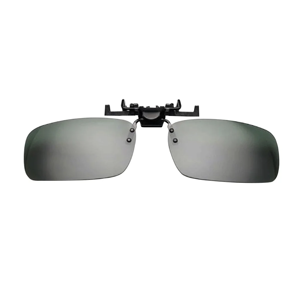 

Grey Clip-on Sunglasses Polarized Large Size Unisex Ultra Lightweight Scratch Resistant Lens Driving Outdoor Clip on for Men