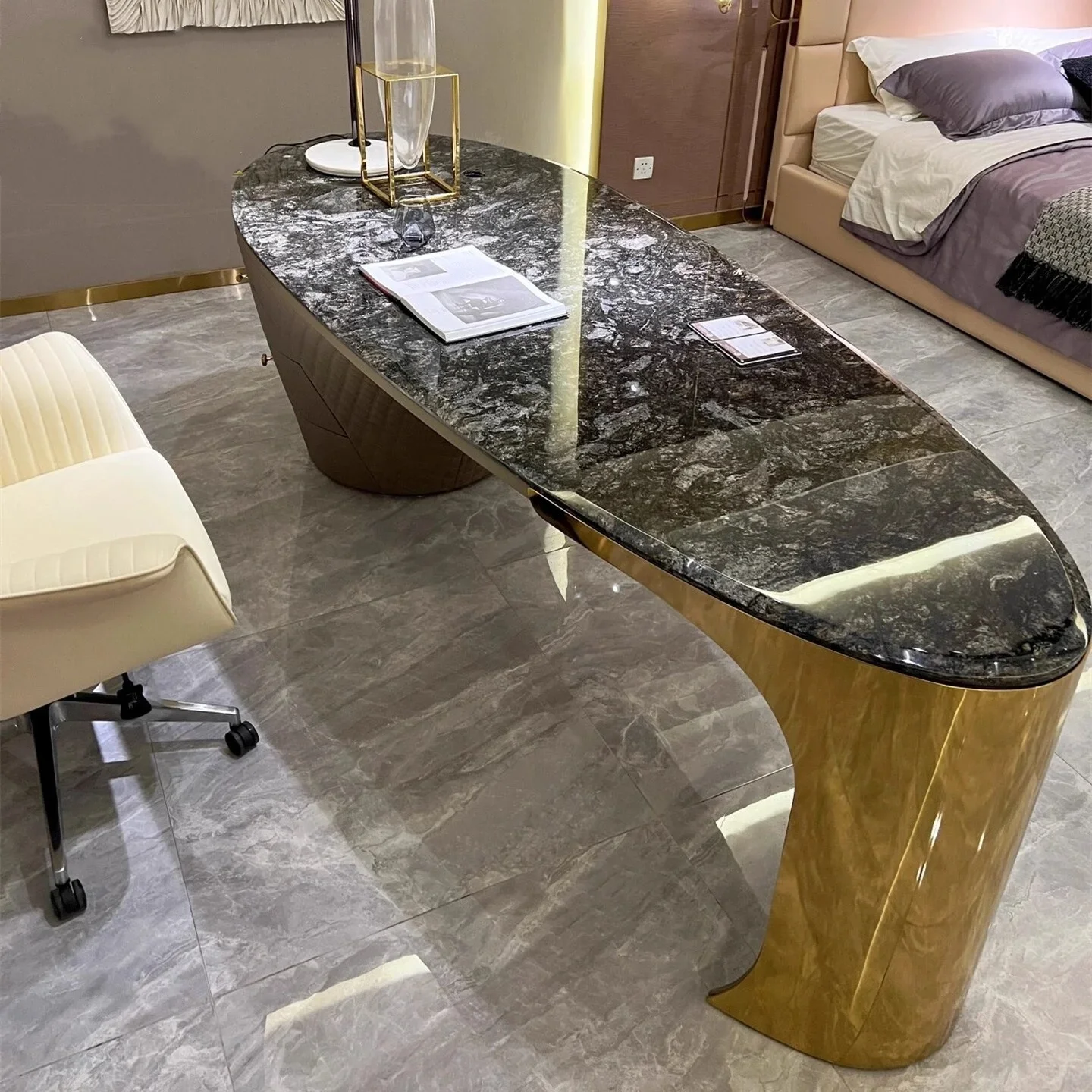 

# Роскошный натуральный мраморный верхний офисный стол, отель, домашняя вилла, мебель для президентского менеджера, генеральный директор, руководителей для гостиной U