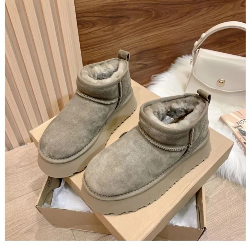 2023 Sheepskin Wool Comprehensive Anti-skid Snow Boots Women\'s Mini Short Boots Warm Winter Thickened Women\'s Shoes Botas Mujer