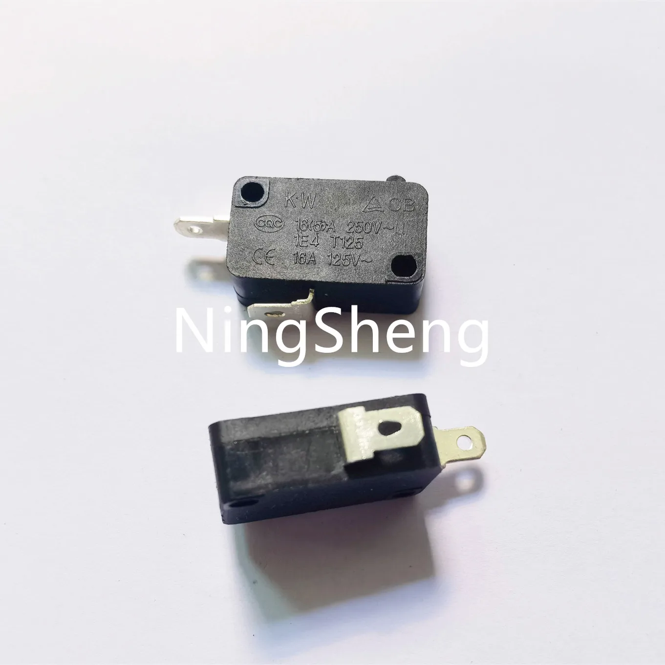 Oryginalny nowy 100% KW3AT-16 2pin mikro przełącznik 16 (5) 250V 1E4 T125 16A 125V w jedną stronę zamknięte zgrzewanie punktowe