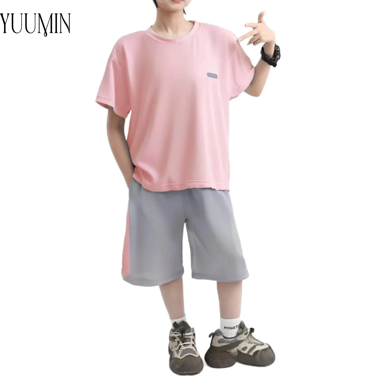 

Unisex Kids Girls Boys 2-Piece Quick-Drying Sports Set Short Sleeve T-Shirt with Color Block Shorts for Tennis Badminton Workout