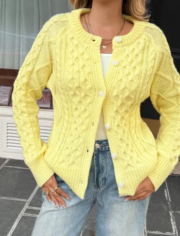 

2025 Autumn and Winter Elegant New Fashion Casual Vacation Solid Color Long Sleeved Woolen Top Sweater Women's Clothing