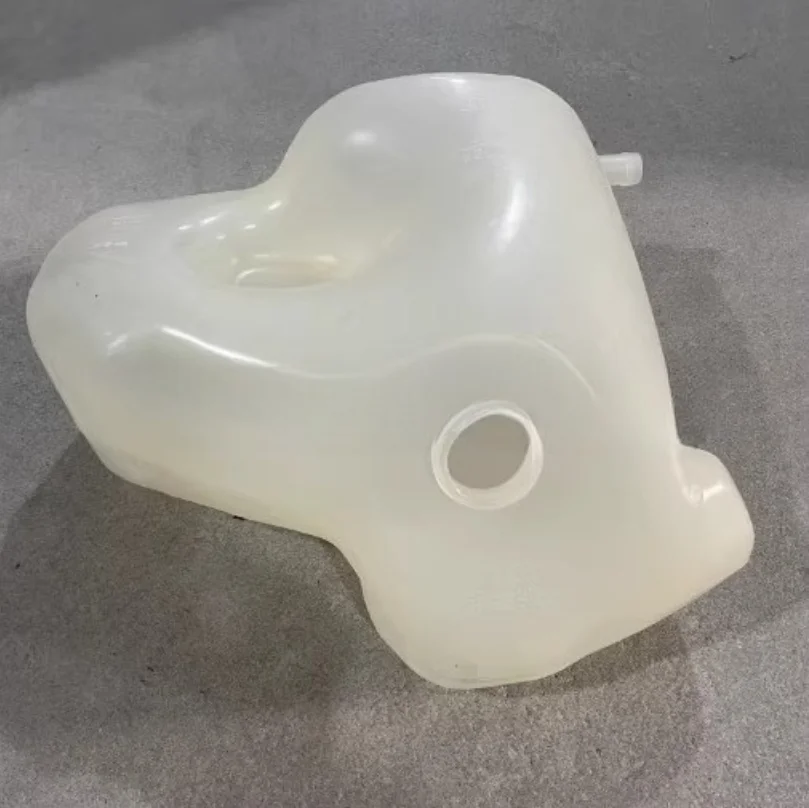 0009820811 Balance water tank expansion kettle is suitable for Linde forklift parts 351 models