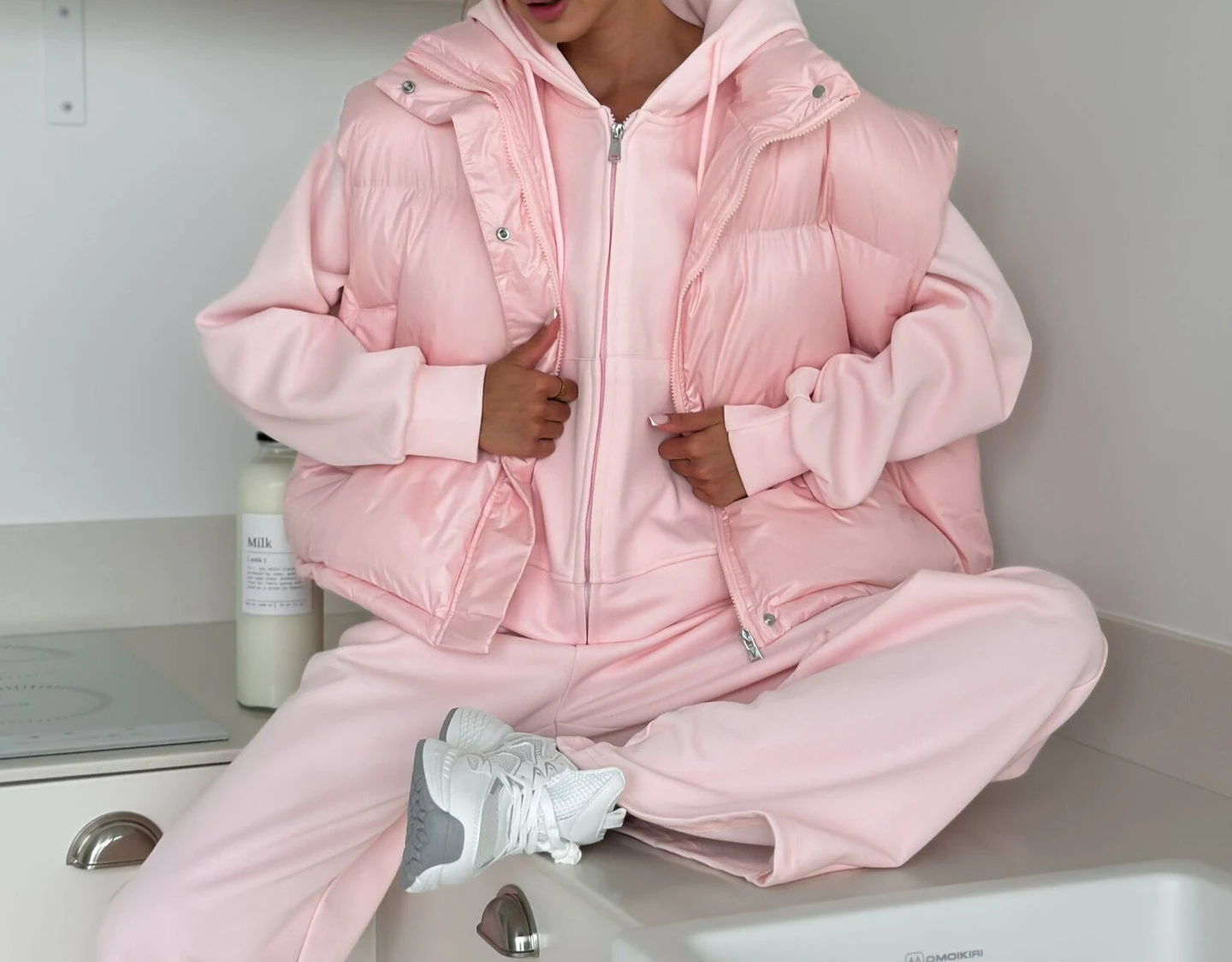 2025 Autumn and Winter New Cotton Vest Warm Tank Top Sleeveless Cotton Coat Tank Top Versatile Top for Women