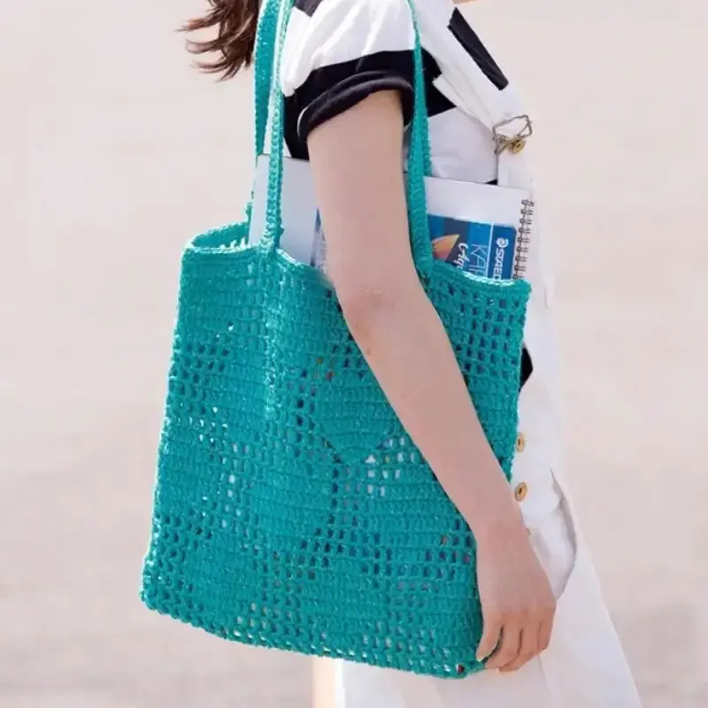 Hand woven hollow plaid shoulder bag Simple fashion Large capacity handbag Storage bag Convenient and practical