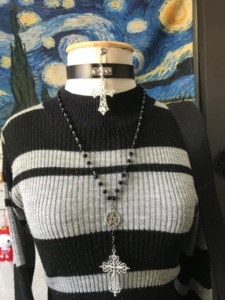 Stilvolles hellgraues und schwarzes Y2K Retro Slim Fit Strick-Crop-Top mit langen Ärmeln für Damen