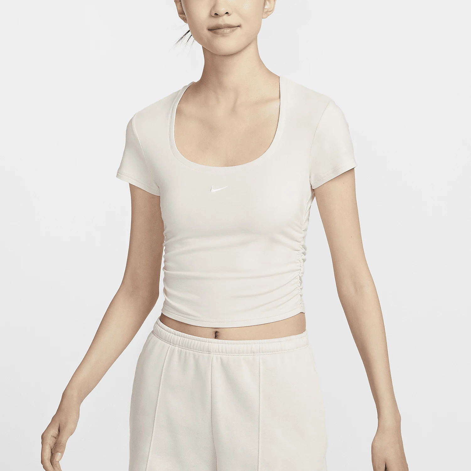 Nike genuine new women's fashionable embroidered casual sports short sleeved T-shirt FZ7991-104
