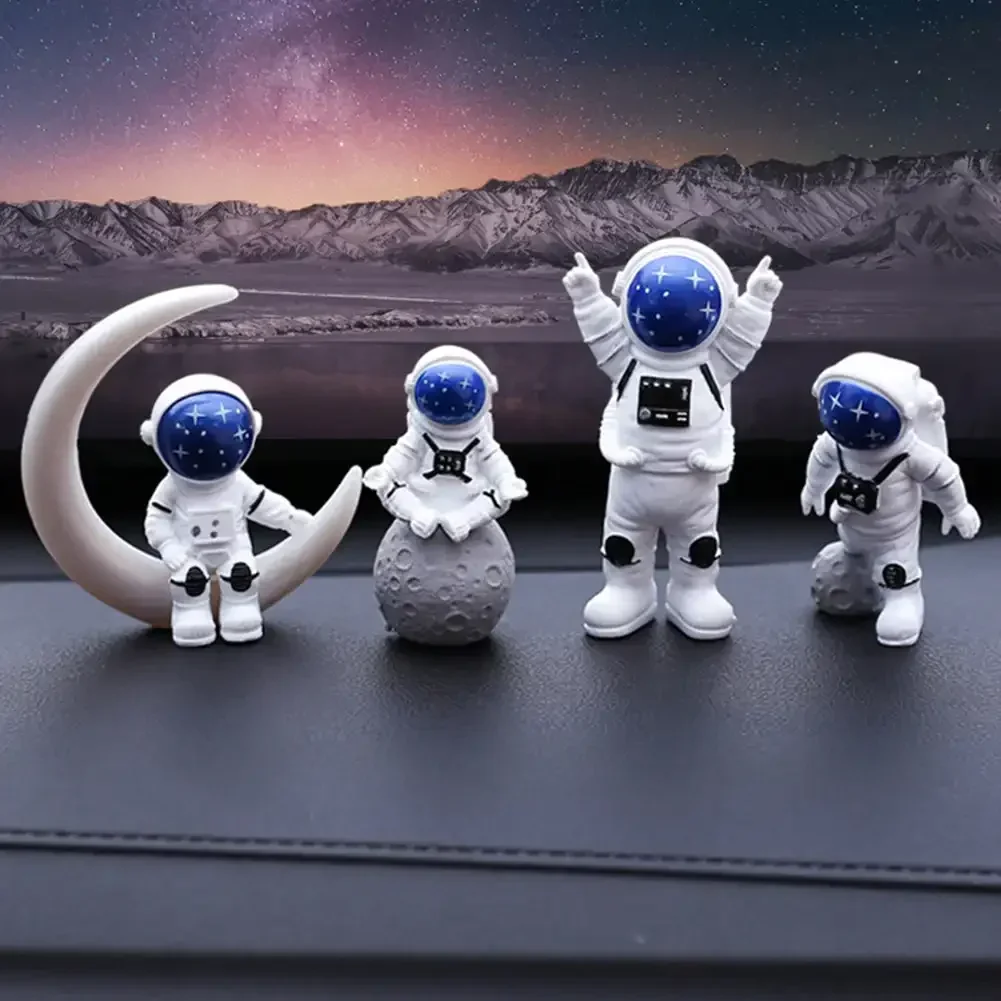 4pcs Astronaut Figure Statue Figurine Resin Spaceman Sculpture Toy Car Interior Ornaments Astronaut Model Home Decoration