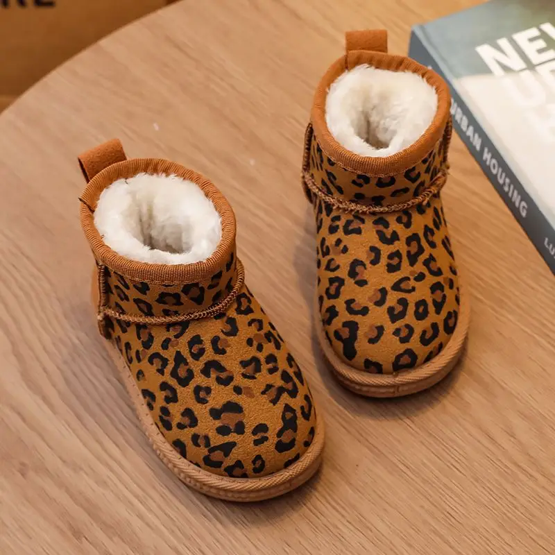 

2026, осенне-зимние новые теплые зимние ботинки с леопардовым принтом для девочек, нескользящая хлопковая детская зимняя обувь, обувь премиум-качества для малышей ​