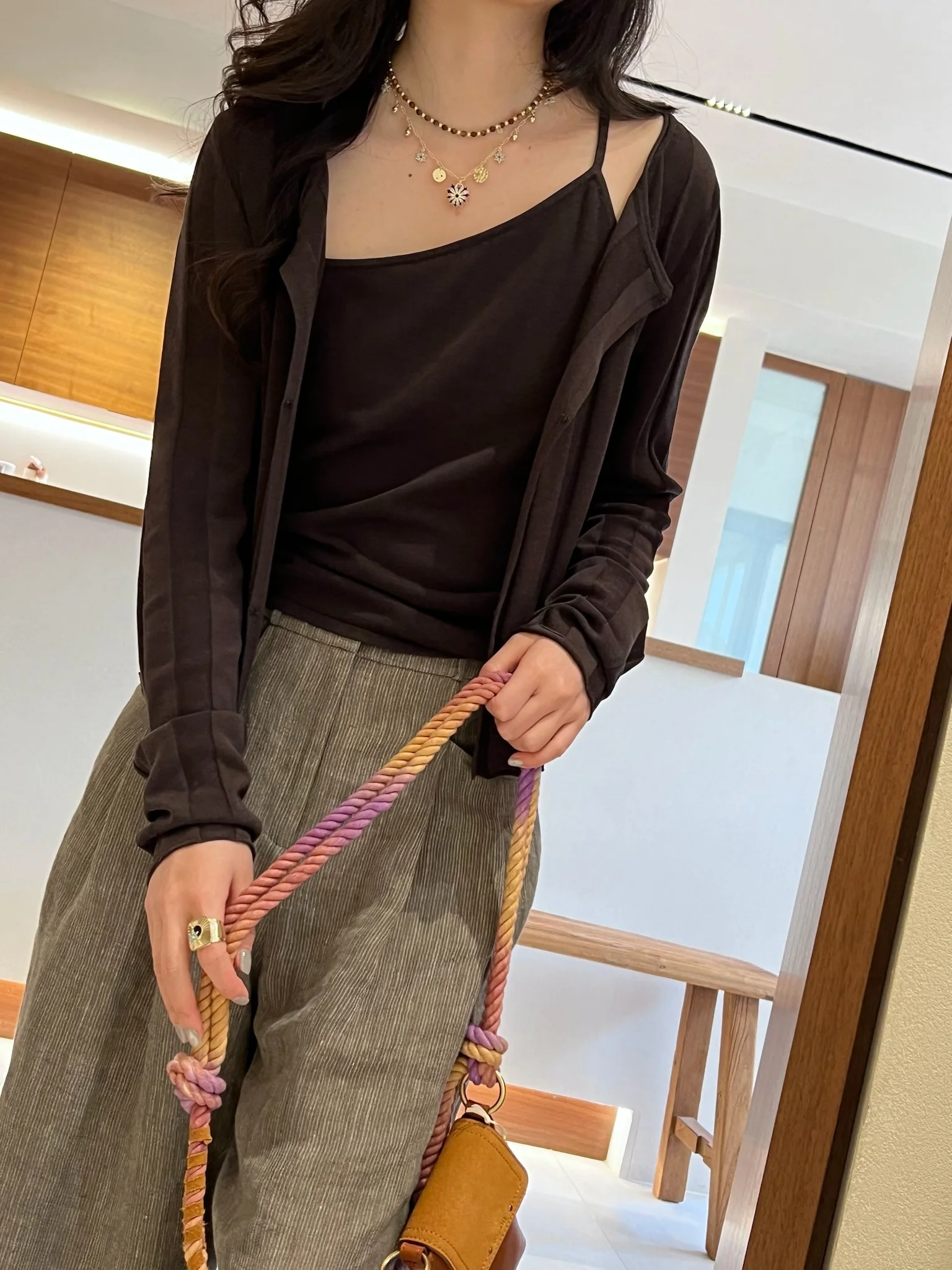 

Женская майка-топ Her Senses Faion Series: простая, современная, из хлопкового бленда с медно-аммониачным волокном и шелком, повседневная, без рукавов