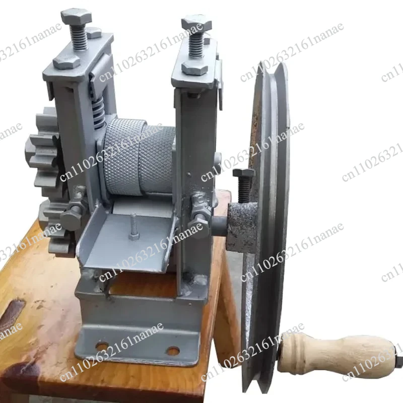 Hand Crank Bamboo Processing Tool Manual Strip Splitting Equipment