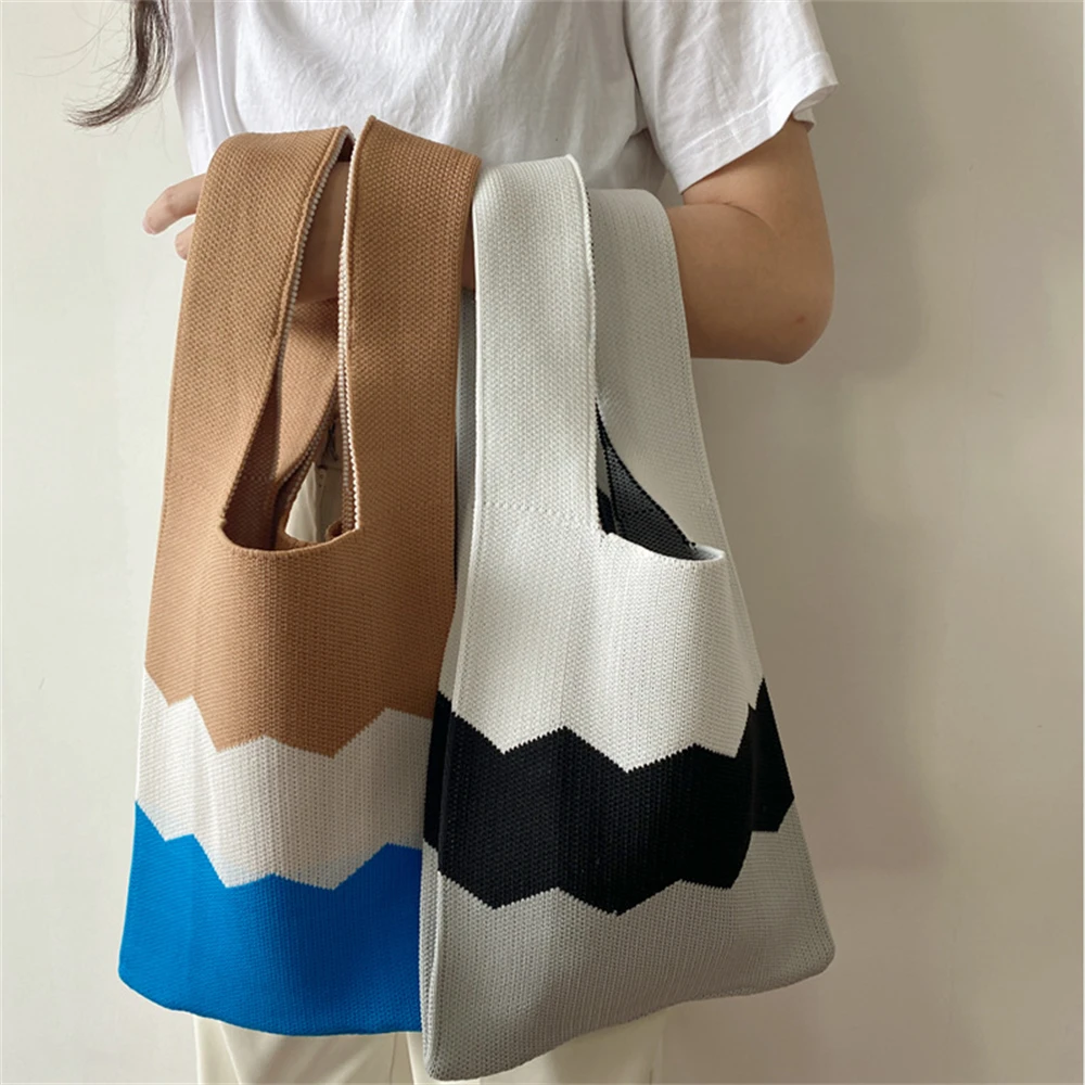 2024 Women Knitted HandBag Boho Beach Bag Casual Large Capacity Shopping Bag Lightweight Shoulder Tote Bag Woven Wrist Pouch