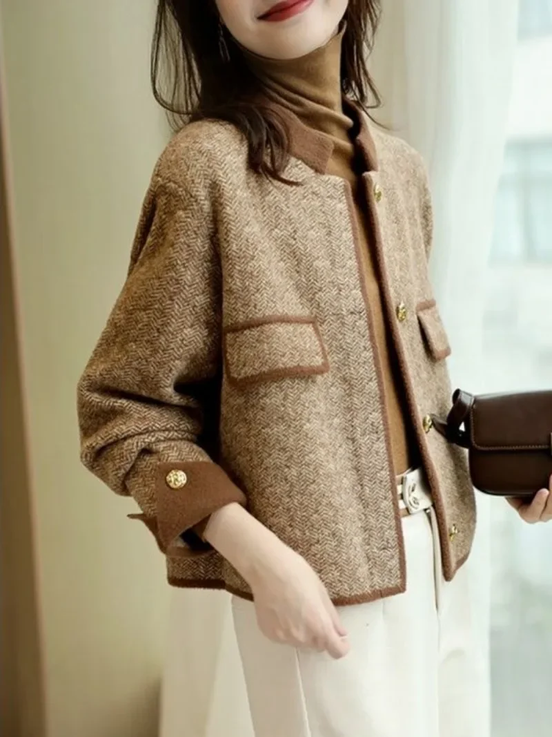 معطف نصف حياكة من مزيج الصوف للنساء بألوان متباينة وسترات قصيرة للنساء فاخرة وعصرية متوسطة عالية الجودة