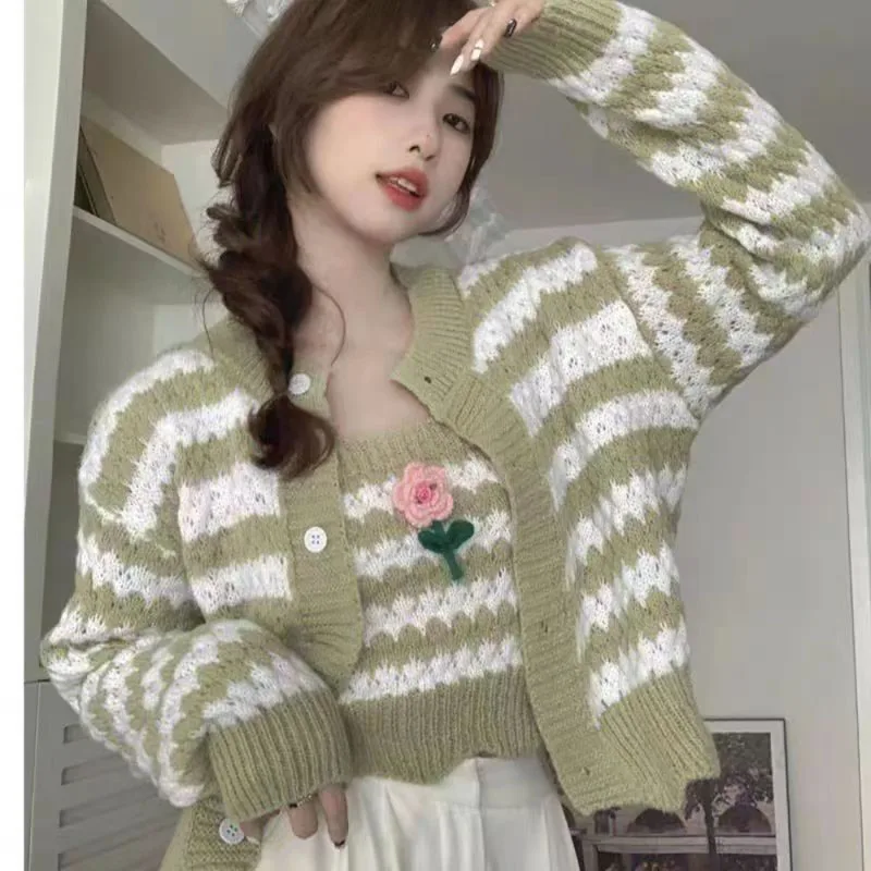 Korean Version Chic Retro Three-Dimensional Flower Striped Knit Cardigan Women Autumn Fashion Short Small Sweater Two-Piece Set