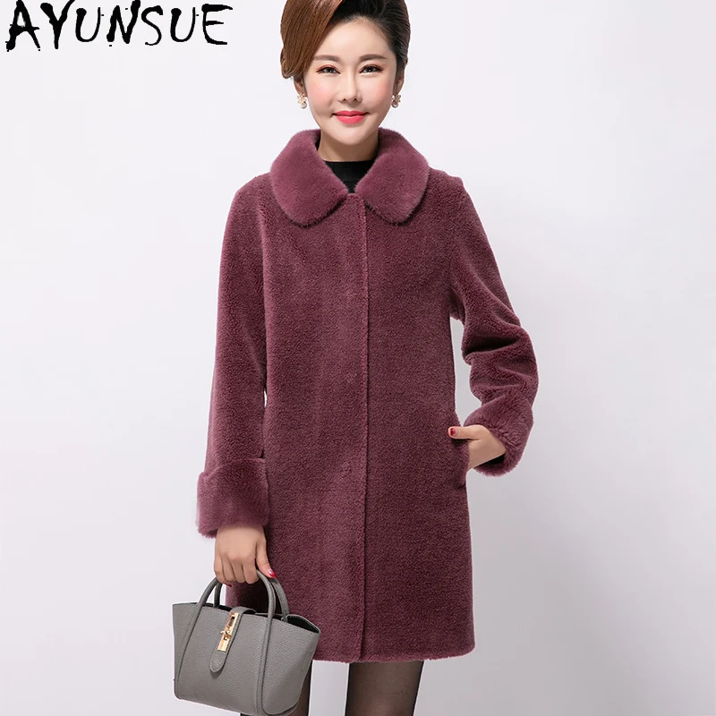 معاطف شيرلينغ من الأغنام الحقيقية من AYUNSUE معطف صوف 100% للنساء 2025 ملابس شتوية للسيدات بياقة من فرو المنك والفرو المركب