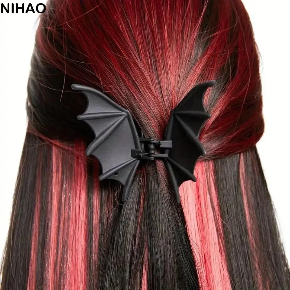 

Alternative Fashion Gothic Halloween Hair Claw Matte Black Cosplay Bat Wings Ponytail Holder Alloy Headdress Shark Clip Party