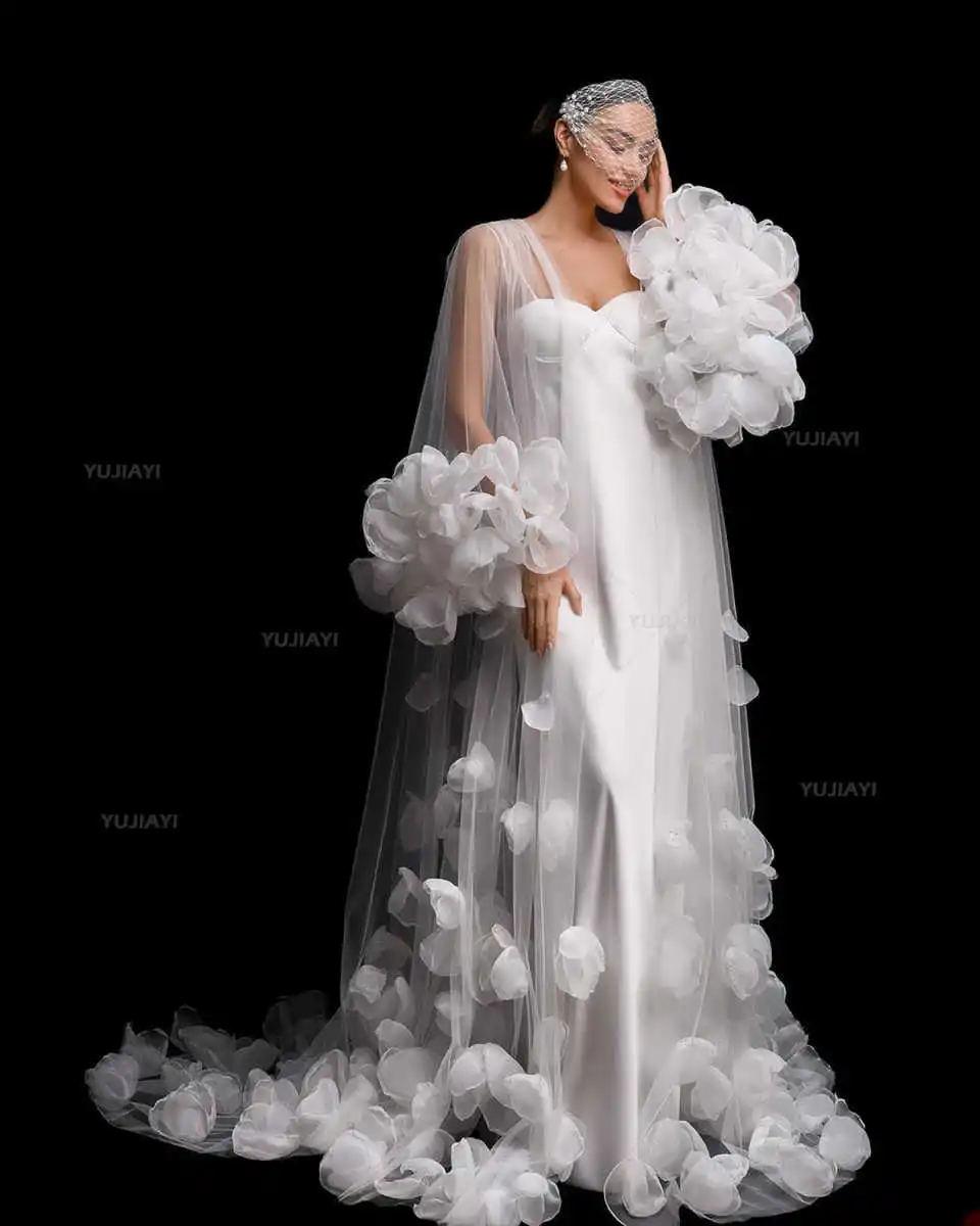 Abiti da sposa bianchi per servizio fotografico Abito da donna in tulle trasparente Abito lungo fatto a mano con fiori Abito da sposa Boudoir Indumenti da notte da notte