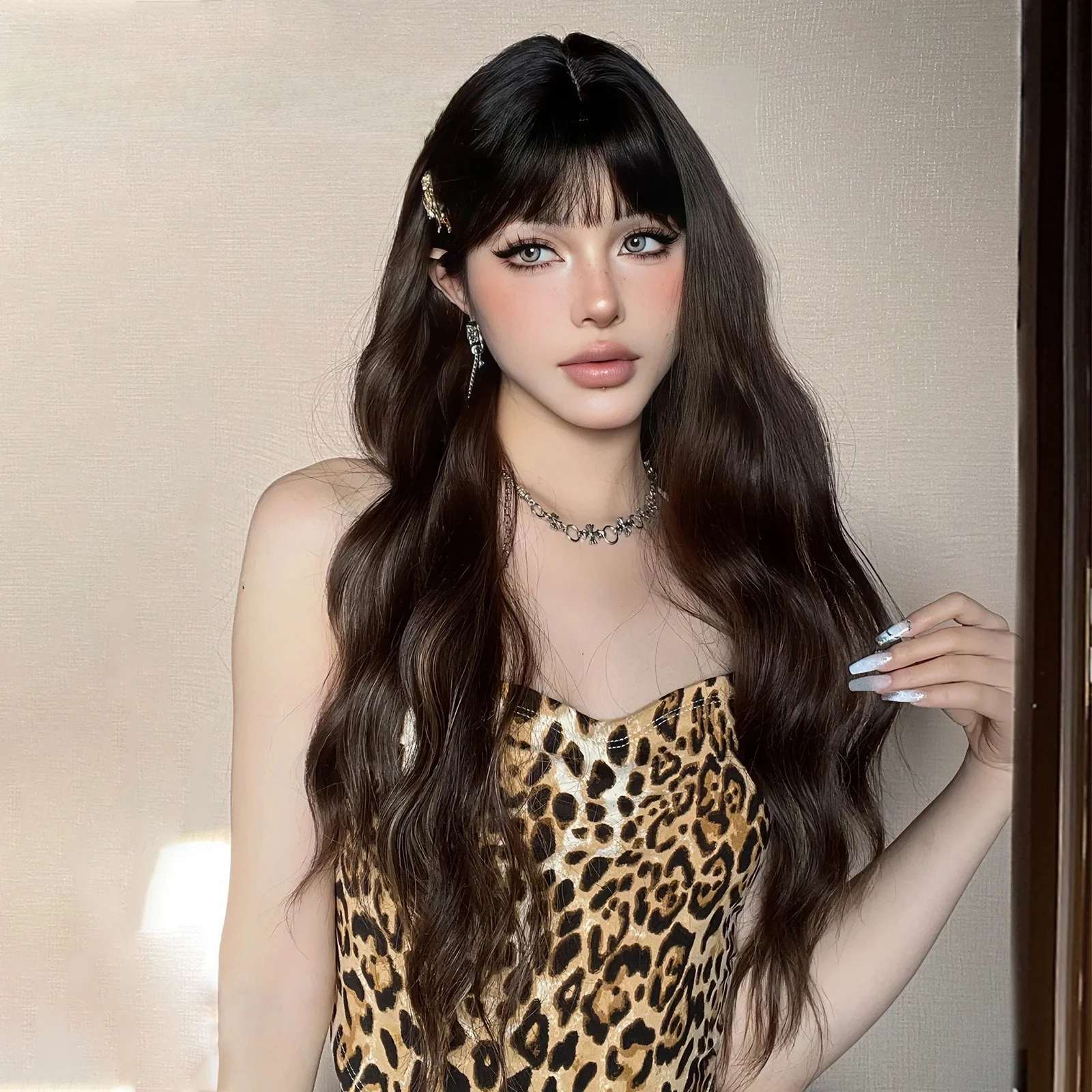 

Chemical fiber high temperature silk Korean wig female brown long curly hair Qi bangs big wave simulation woven wig full headgea