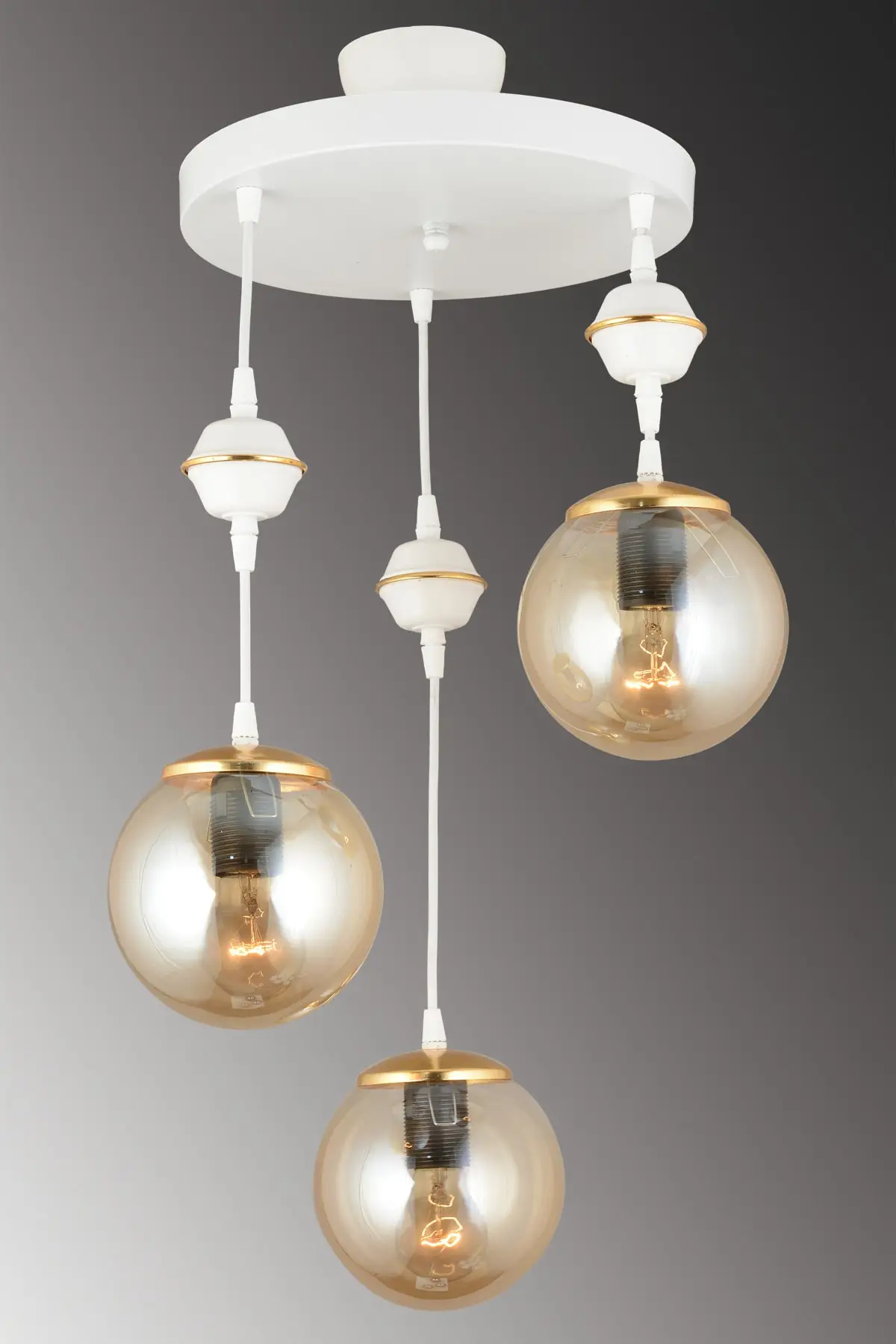 DOLBOVI pendant luxury chandelier with white 3-piece honey Glop glass glass