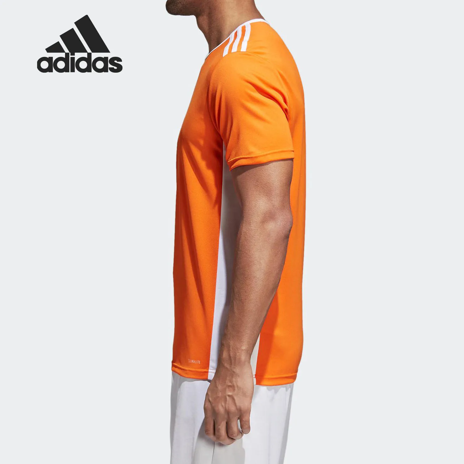 Adidas Authentic Men's Sweat-absorbing Sports Soccer Training Short Sleeve T-Shirt CD8366