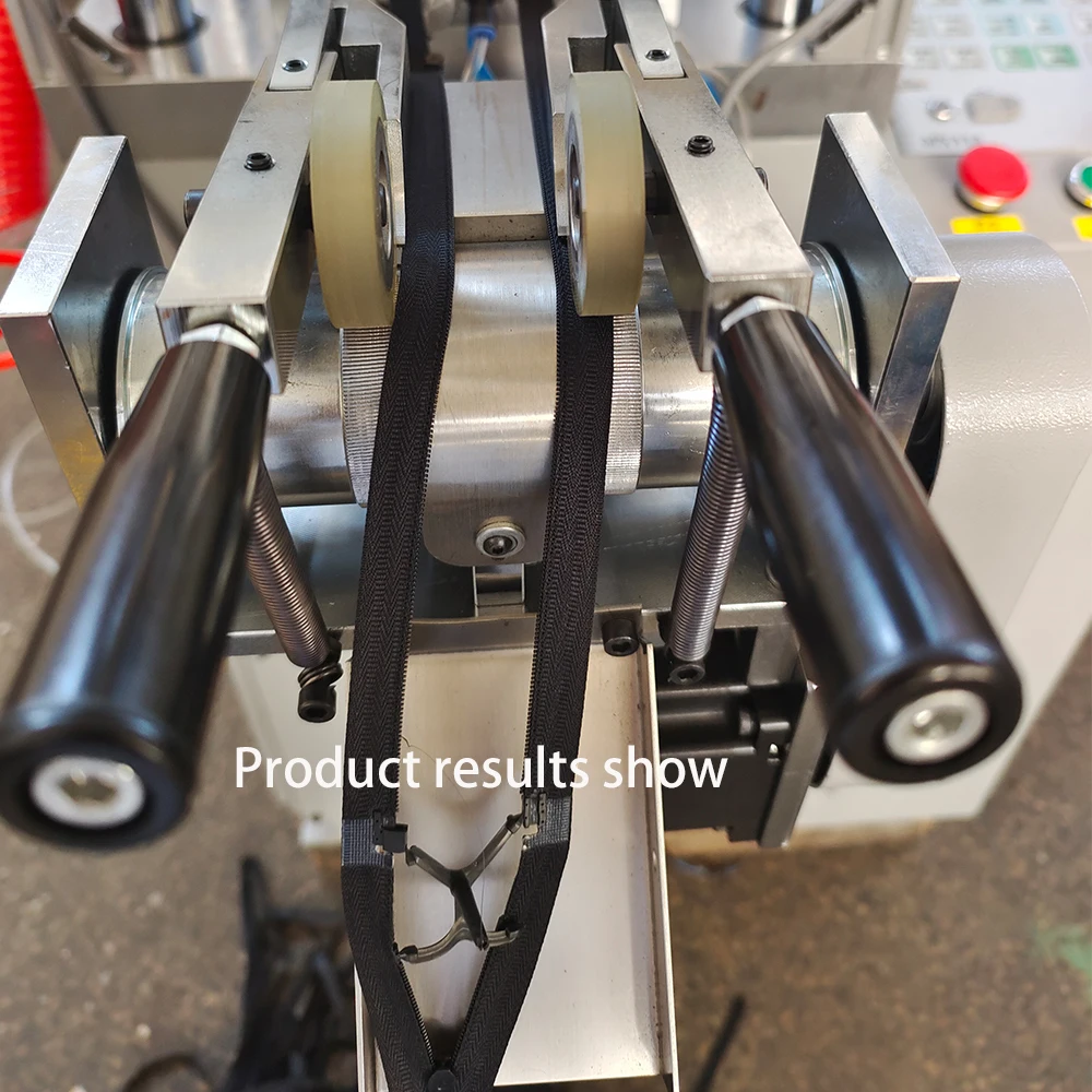 QLQ Mesin In-jection Ujung Terbuka Ritsleting Plastik Otomatis Untuk Kotak Pin Ritsleting Atas Berhenti Mesin Cetak In-jection Ritsleting Plastik